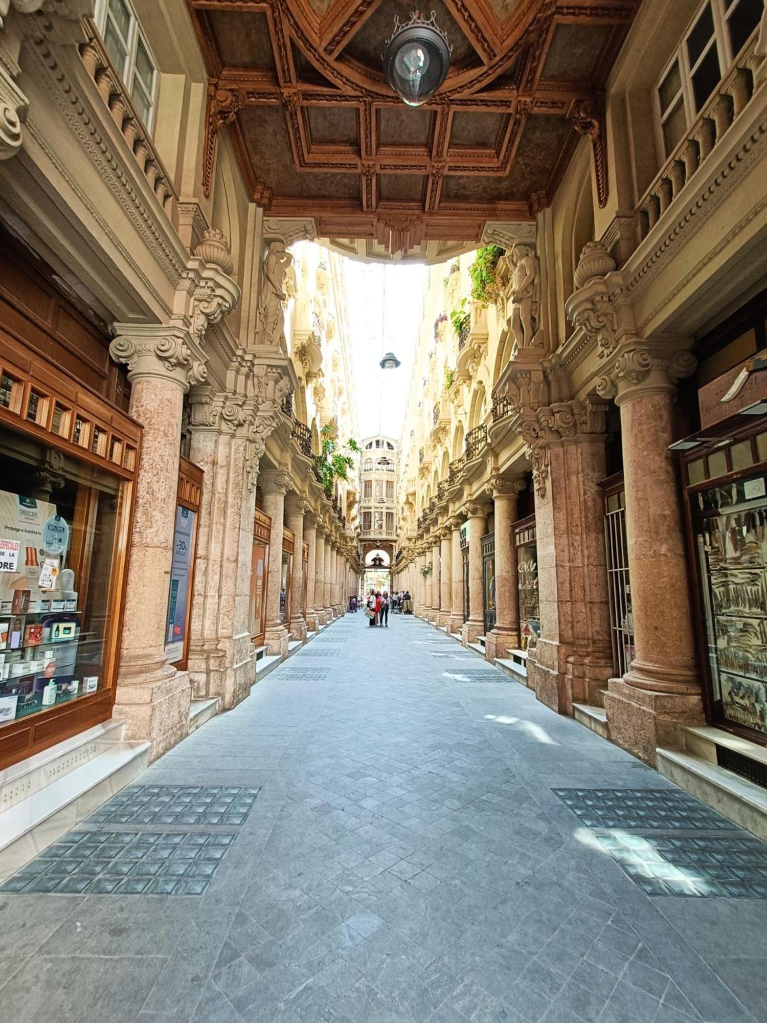 Piso En Pleno Centro De Albacete Con Garaje Apartment Exterior photo